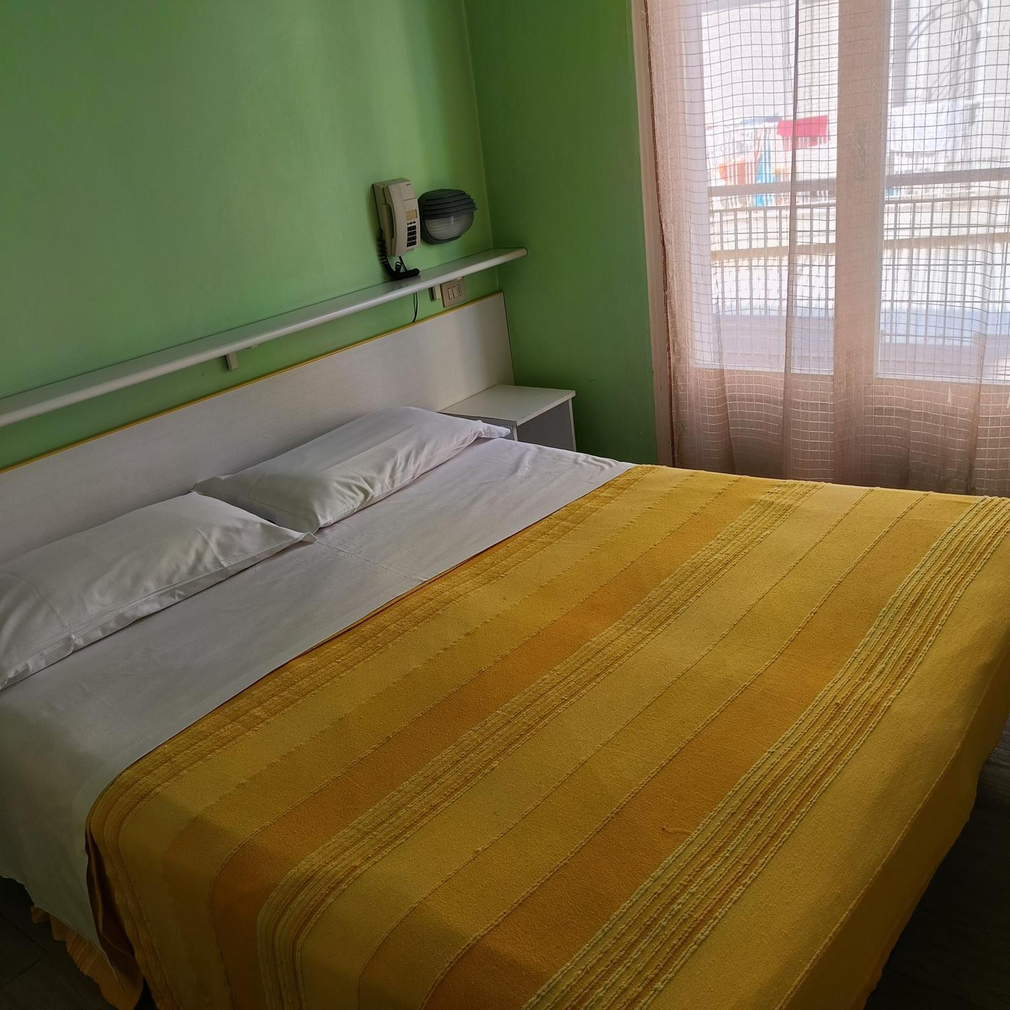 Hotel Raul 里乔内 外观 照片